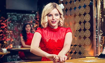 Kết Nối Qua Mạng Xã Hội